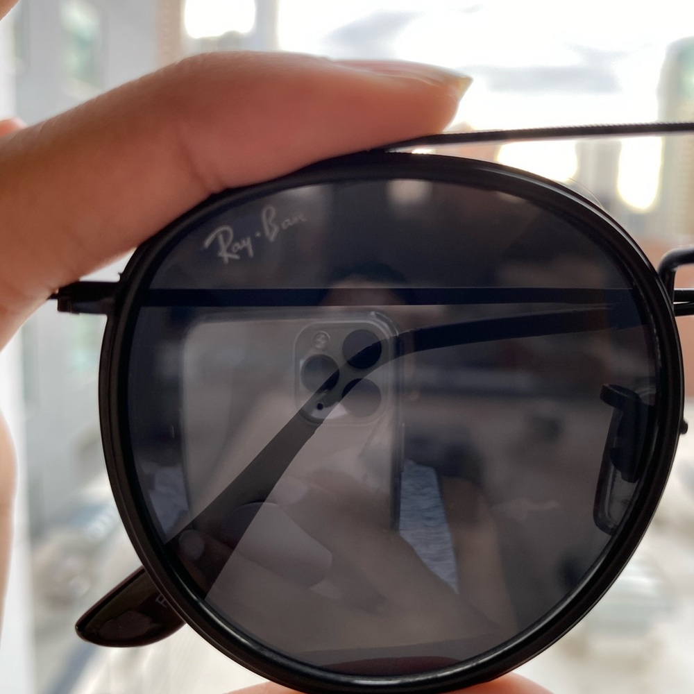 Ray Bans - Picture 2 of 6